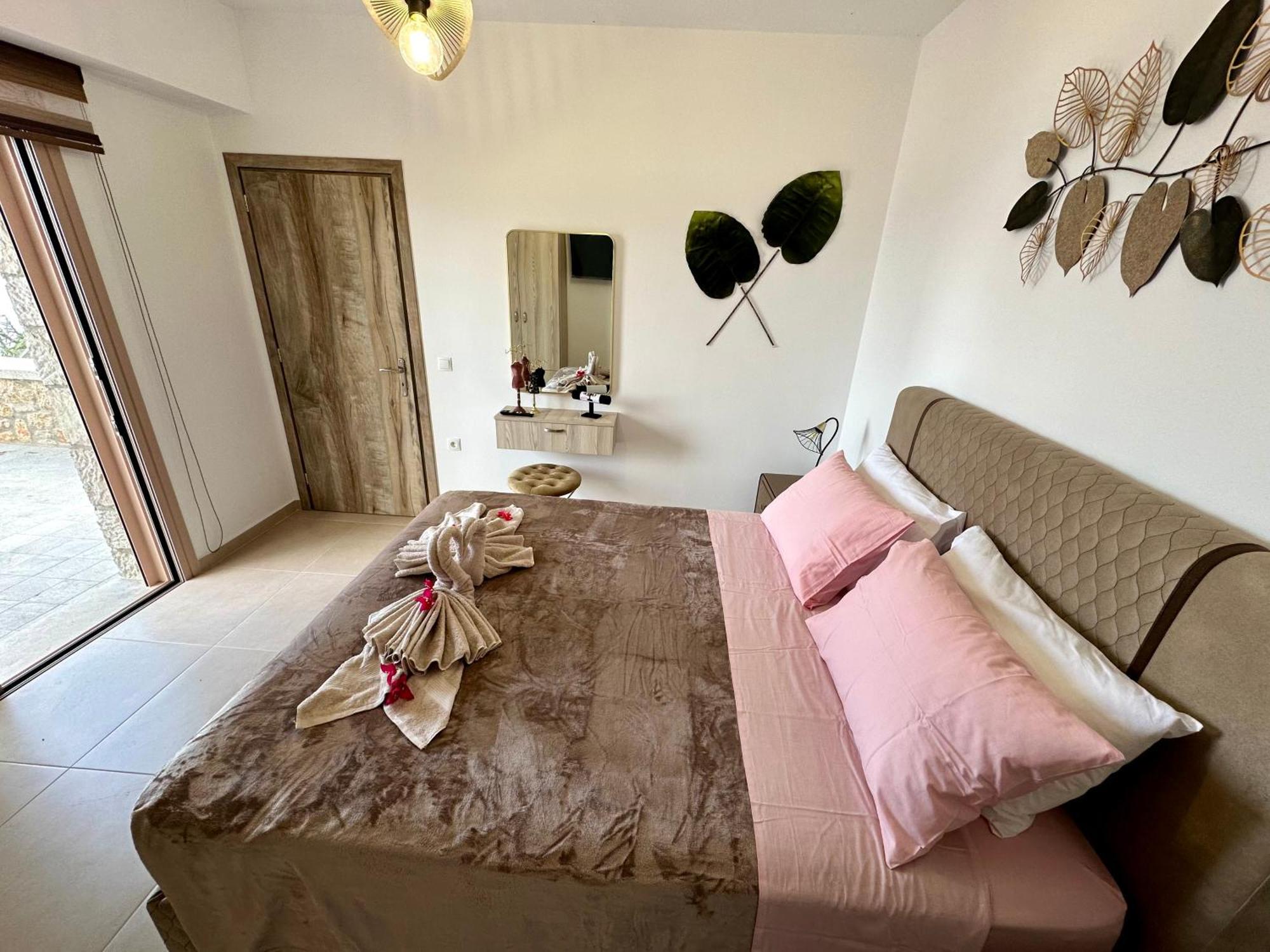 Holiday home Anemos Stegna